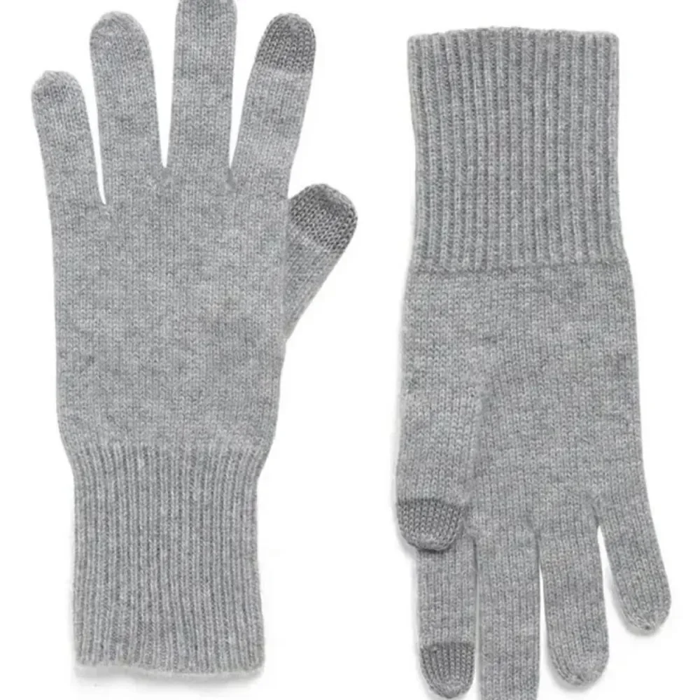 NWT Nordstrom Gray Cashmere Gloves